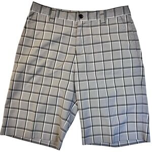 Adidas Men's Light Gray Plaid Flat Front chino Size 32 Walking‎ Vacation  Golf